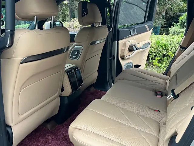 BYD FangChengBao Leopard 8 — Фото автомобиля 7