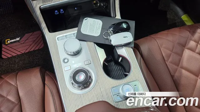 Genesis GV80 — Фото автомобиля 9