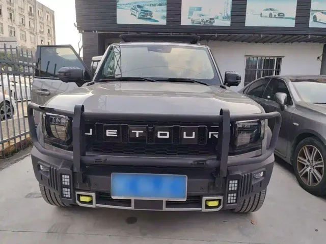 Jetour T2 — Фото автомобиля 2