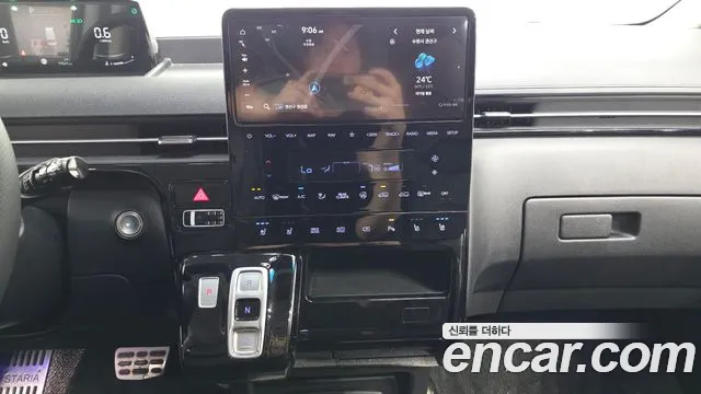 Hyundai Staria Staria L3.5 Lounge 9 мест — Фото автомобиля 11