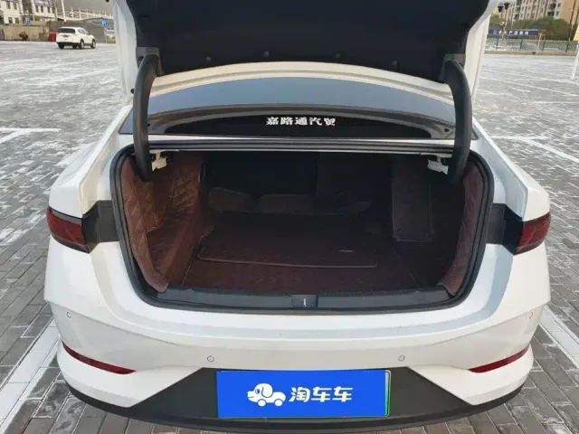 BYD Qin PLUS — Фото автомобиля 4