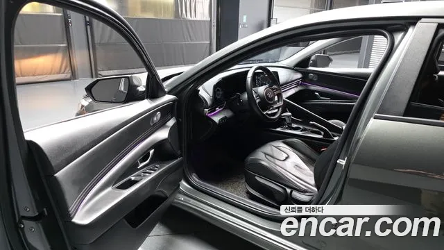 Hyundai AVANTE Avante (CN7) — Фото автомобиля 10