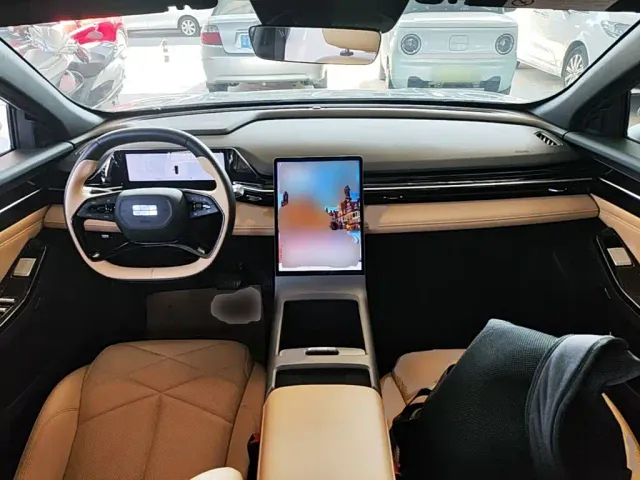Geely Galaxy L6 — Фото автомобиля 9