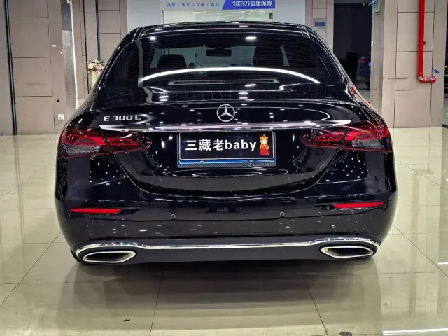 Mercedes-Benz E-Class — Фото автомобиля 8