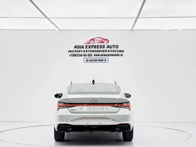 Hyundai Elantra — Фото автомобиля 5