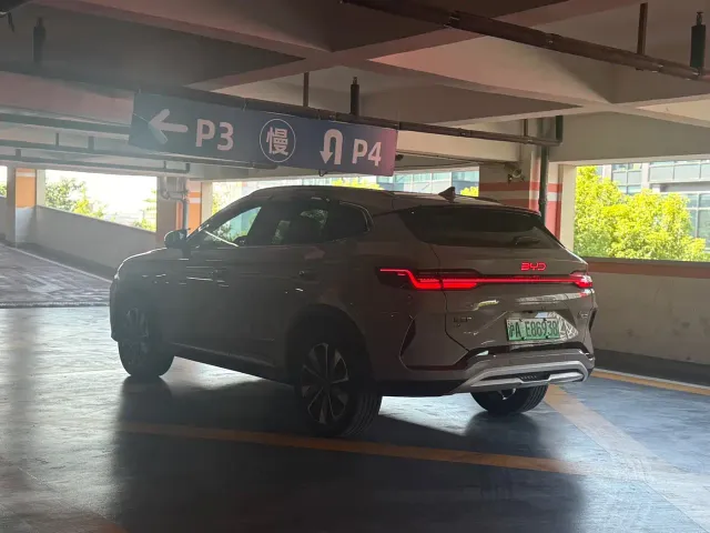 BYD Song PLUS — Фото автомобиля 6