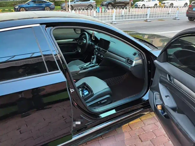 Honda Accord — Фото автомобиля 19