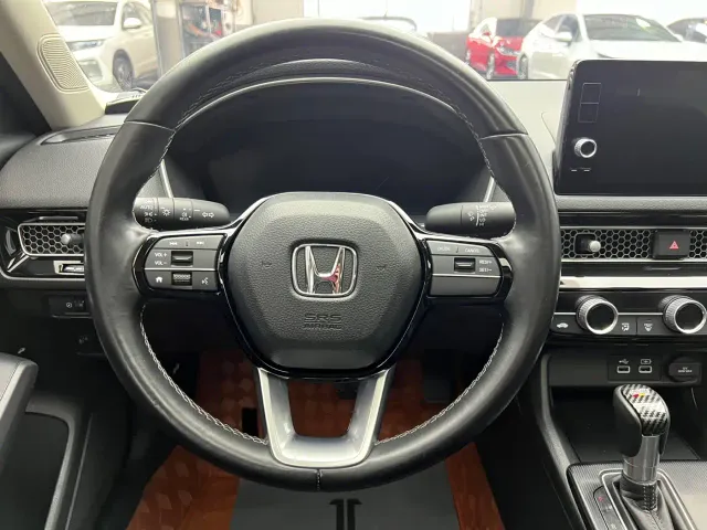 Honda Civic — Фото автомобиля 10