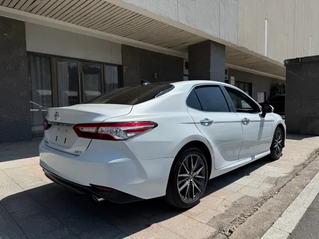 Toyota Camry — Фото автомобиля 8