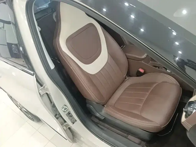 Wuling Bingo — Фото автомобиля 24