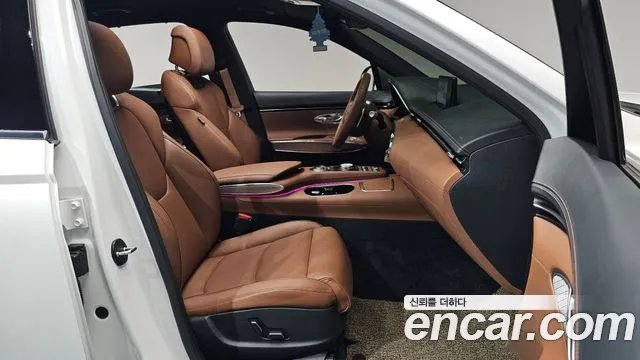 Genesis GV70 — Фото автомобиля 16