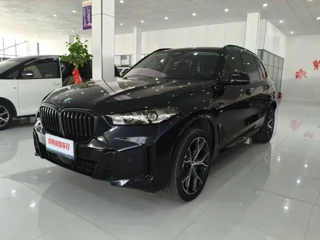 Фотография автомобиля — BMW X5