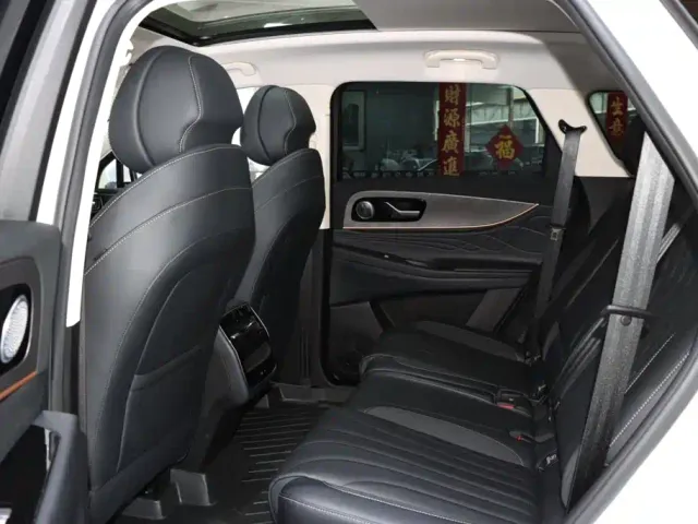 Chery Tiggo 9 — Фото автомобиля 11