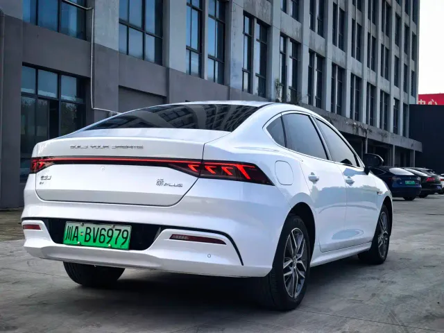 BYD Qin PLUS — Фото автомобиля 7