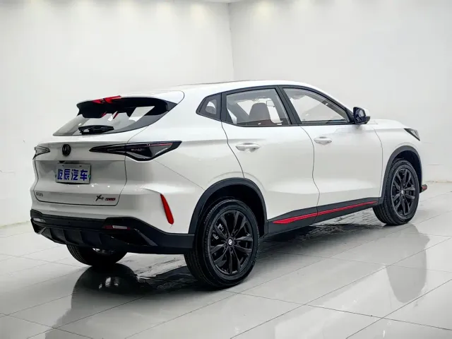 Changan X5 Plus — Фото автомобиля 6