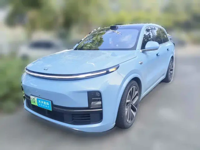 Фотография автомобиля — Li Auto L8