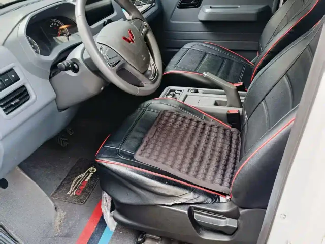 Wuling Yangguang — Фото автомобиля 3