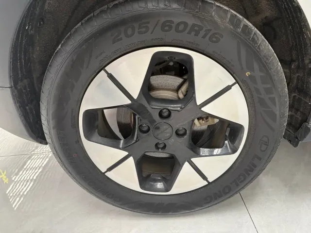 Geely Starry Wish — Фото автомобиля 10