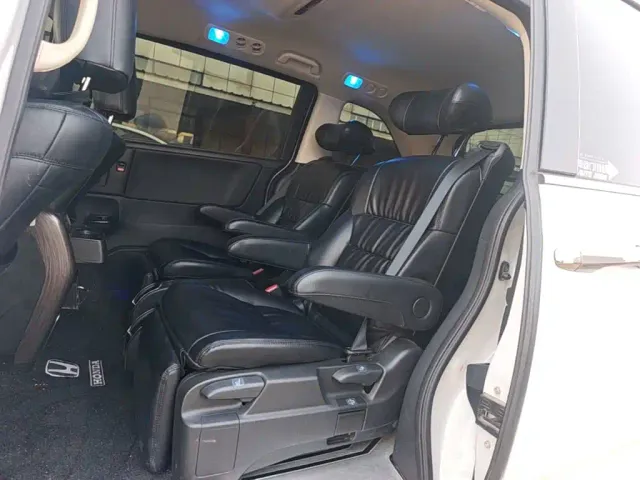 Honda Odyssey — Фото автомобиля 16