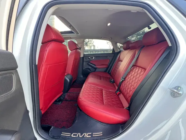 Honda Civic — Фото автомобиля 10