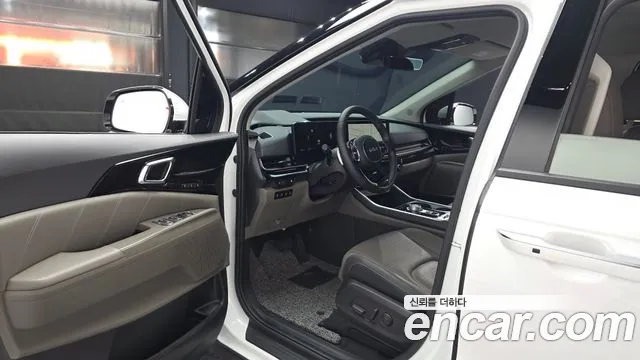 Kia Canival Новый Carnival 4 поколение Бензин 7 мест Signature — Фото автомобиля 10