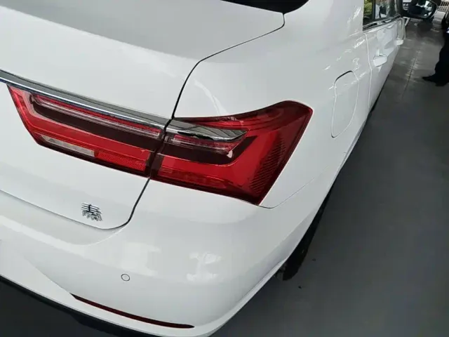 BYD Qin — Фото автомобиля 7