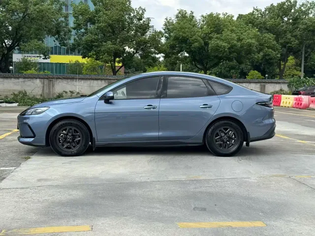 BYD Hai Bao 05 DM-i 2025 DM-i Smart Drive Edition 55KM Luxury — Фото автомобиля 7