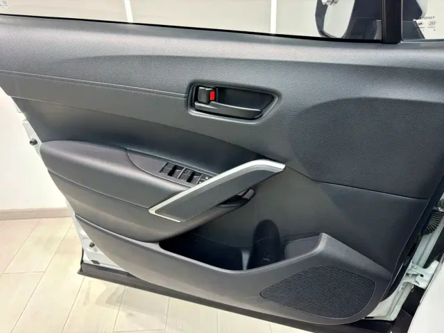 Toyota Frontlander — Фото автомобиля 15