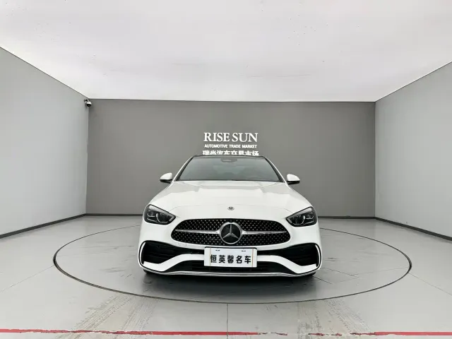 Mercedes-Benz C-Class — Фото автомобиля 2