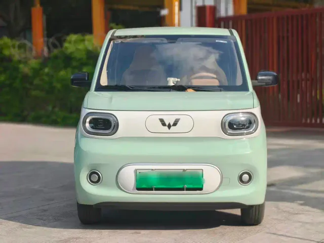 Wuling Hongguang Mini EV — Фото автомобиля 2