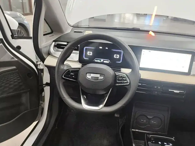 Geely Geometry E Firefly — Фото автомобиля 10