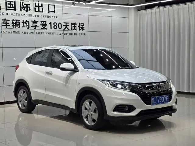 Honda Vezel — Фото автомобиля 3