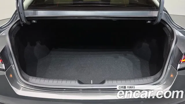 Hyundai Avante CN7 — Фото автомобиля 27