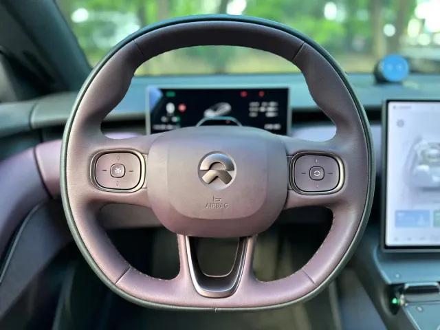 Nio ET5 Touring — Фото автомобиля 16