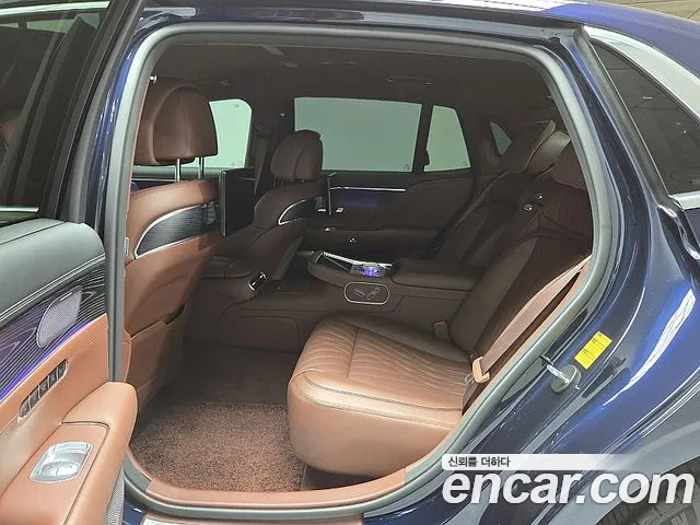 Genesis G90 Бензин 3.5 турбо AWD — Фото автомобиля 14
