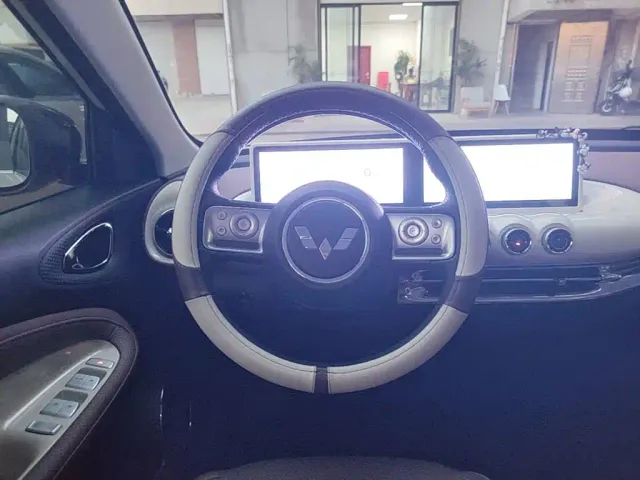Wuling Bingo — Фото автомобиля 10