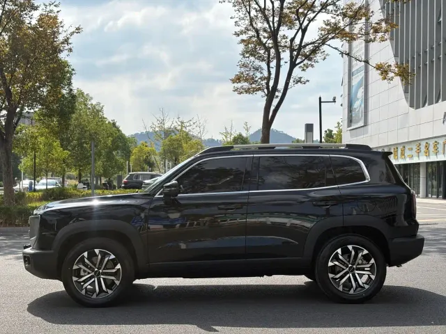 Haval Big Dog — Фото автомобиля 12