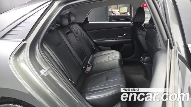 Hyundai Avante — Фото автомобиля 18