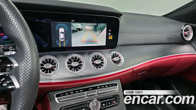 Mercedes-Benz CLS-Class — Фото автомобиля 17