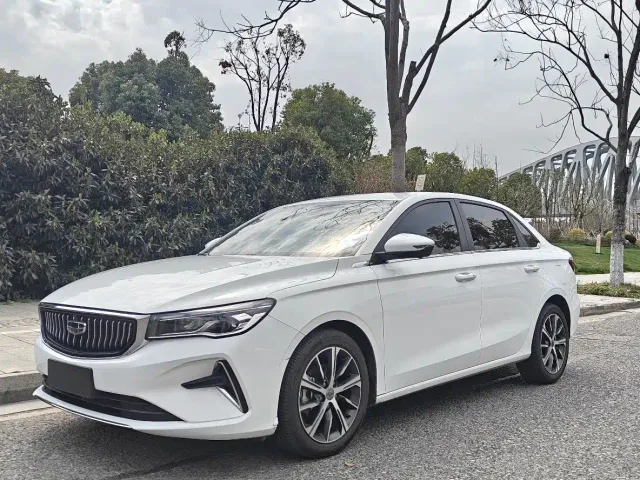 Фотография автомобиля — Geely Emgrand