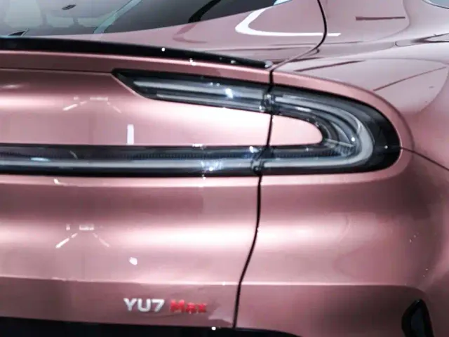 Xiaomi YU7 — Фото автомобиля 26