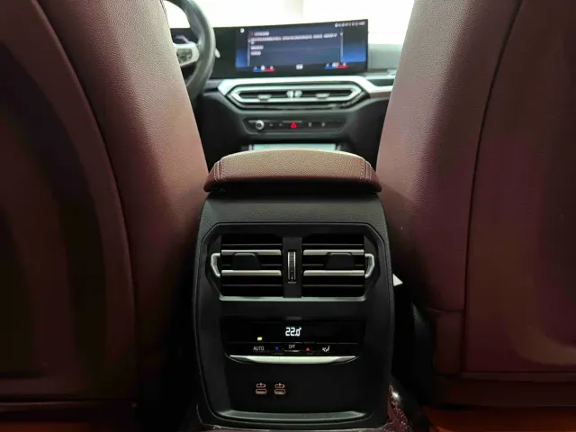 BMW 3 Series — Фото автомобиля 20