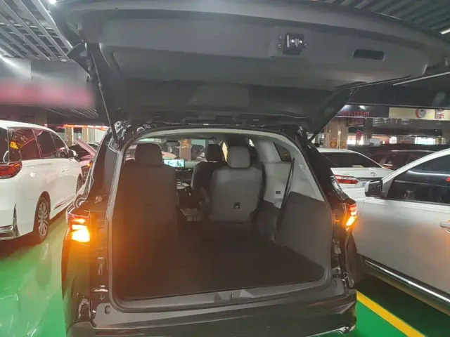 Toyota Granvia — Фото автомобиля 18