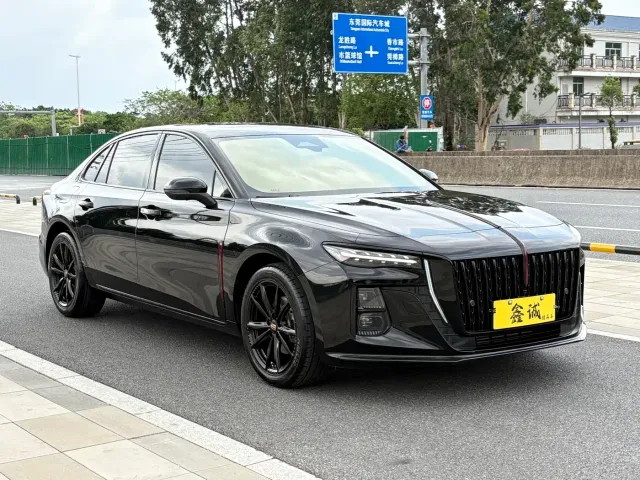 Hongqi H5 — Фото автомобиля 2