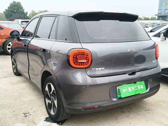 JAC Yiwei Yiwei 3 2023 505km Champion Edition — Фото автомобиля 4