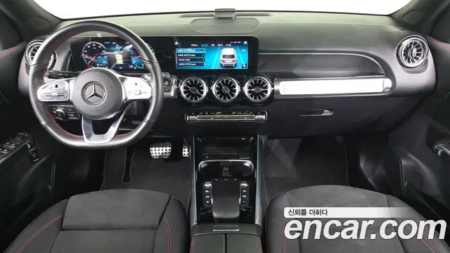 Mercedes-Benz GLB-Class — Фото автомобиля 6