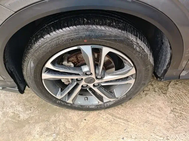Geely Binyue — Фото автомобиля 22