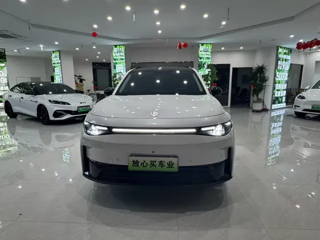 Leapmotor C16 — Фото автомобиля 2