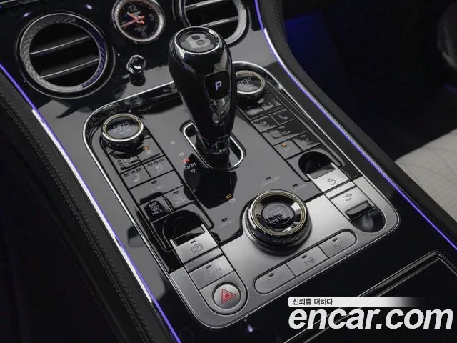 Bentley Continental — Фото автомобиля 15