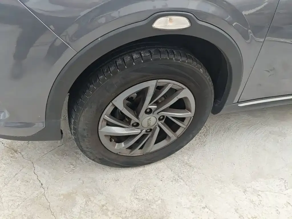 Nezha Auto Nezha V 2022 Tide 300 Lite Ternary Lithium — Фото автомобиля 22